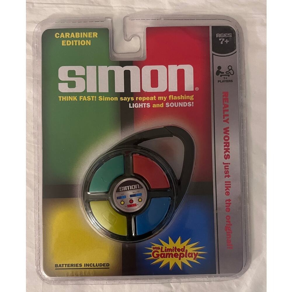 Simon Says Carabiner Edition Mini Travel Game Lights & Sounds 2009 Hasbro - NEW
